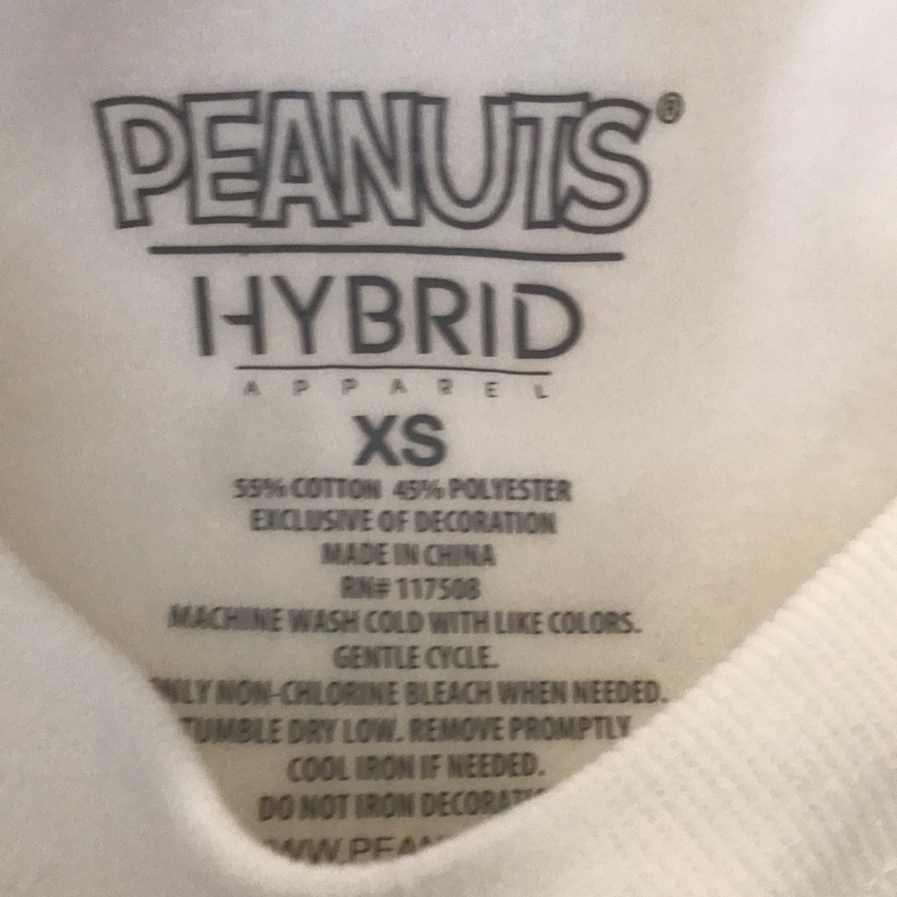 NEW Peanuts "Snoopy and Friends" Characters Print Crewneck Fleece Pullover - Picture 7 of 7